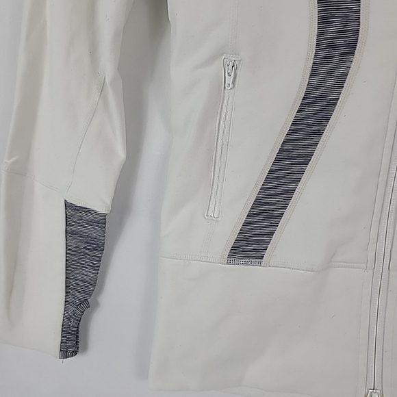 Lululemon Women's White Blue Define Jacket Athletic Running Yoga Sz 4 - Picture 3 of 8